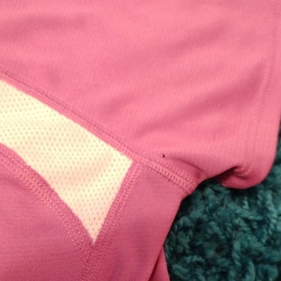 Brooks Pink/Purple Athletic Running Top - Picture 6 of 8